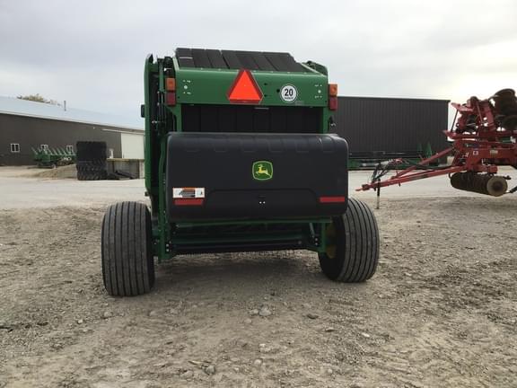 Image of John Deere 560M equipment image 4