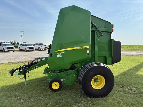 Image of John Deere 560M equipment image 1