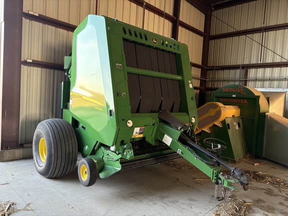 Image of John Deere 560M equipment image 1