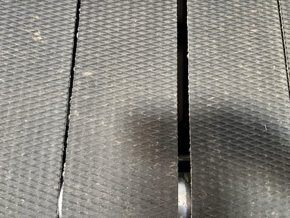 Image of John Deere 560M equipment image 4