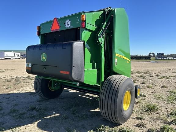 Image of John Deere 560M equipment image 3