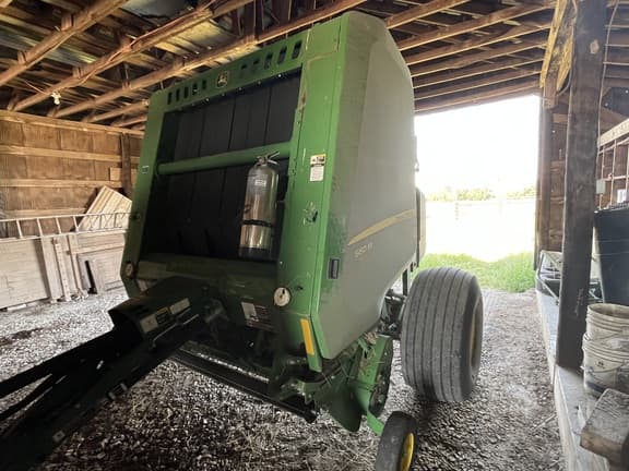 Image of John Deere 560M equipment image 1