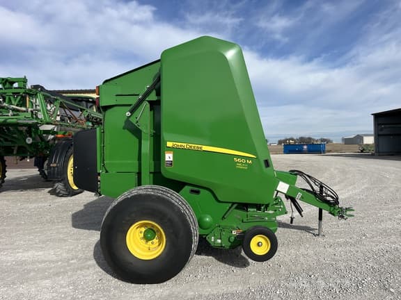 Image of John Deere 560M equipment image 1