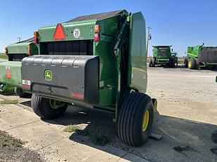 Main image John Deere 560M 7