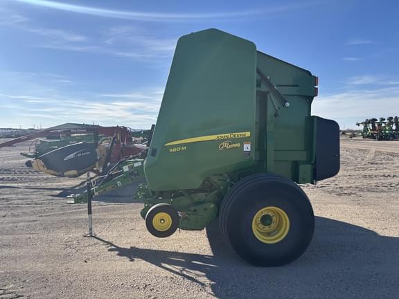 Image of John Deere 560M equipment image 2