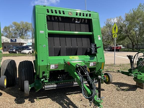 Image of John Deere 560M equipment image 2