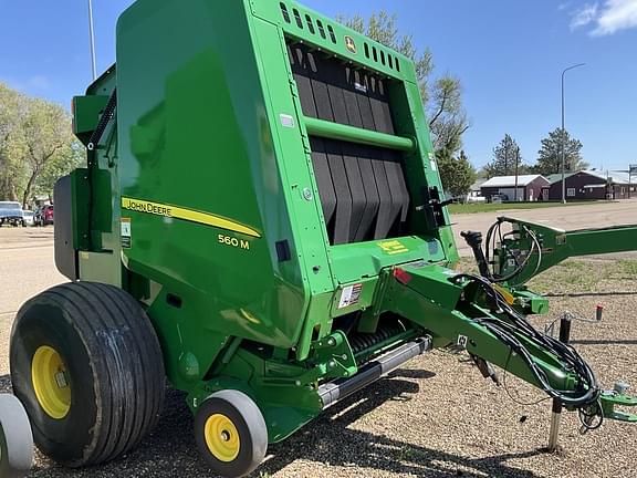 Image of John Deere 560M equipment image 1