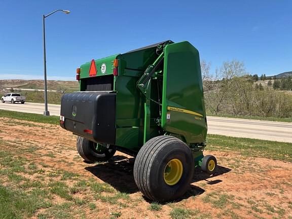 Image of John Deere 560M equipment image 2