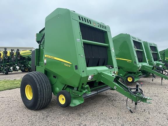 Image of John Deere 560M equipment image 2