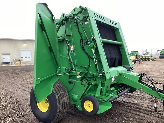 Image of John Deere 560M equipment image 3