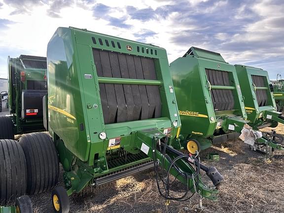 Image of John Deere 560M equipment image 1