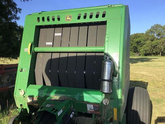 Image of John Deere 560M equipment image 3