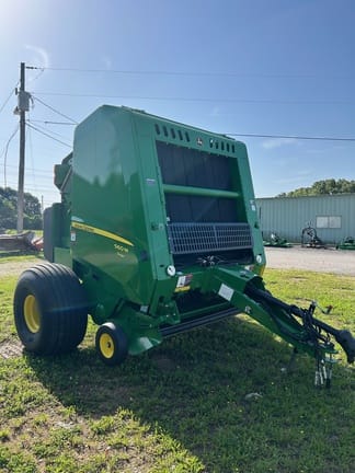 2022 John Deere 560M Silage Equipment Image0