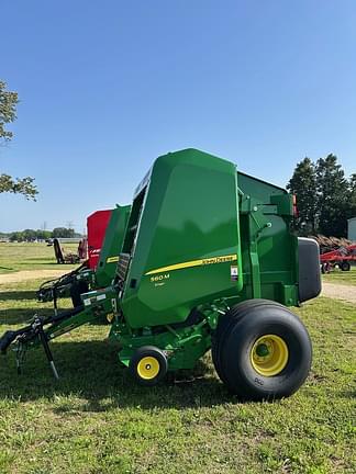 Image of John Deere 560M Image 1