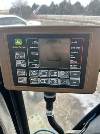 Image of John Deere 560M equipment image 1