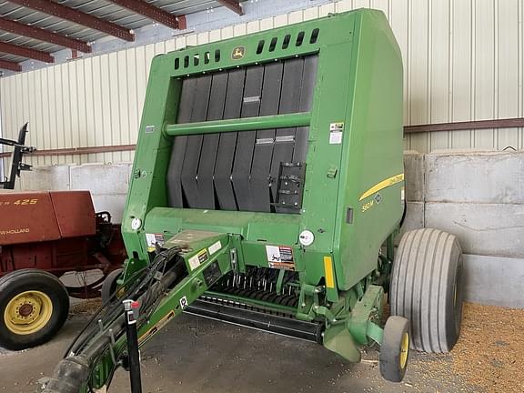 Image of John Deere 560M equipment image 1