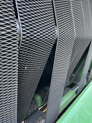Image of John Deere 560M equipment image 4