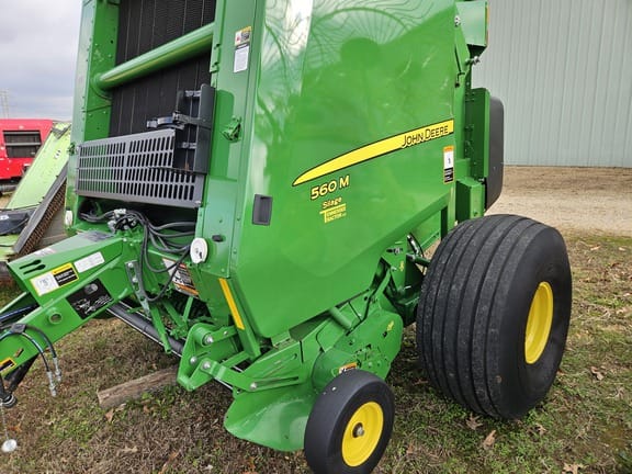 2022 John Deere 560M Silage Equipment Image0