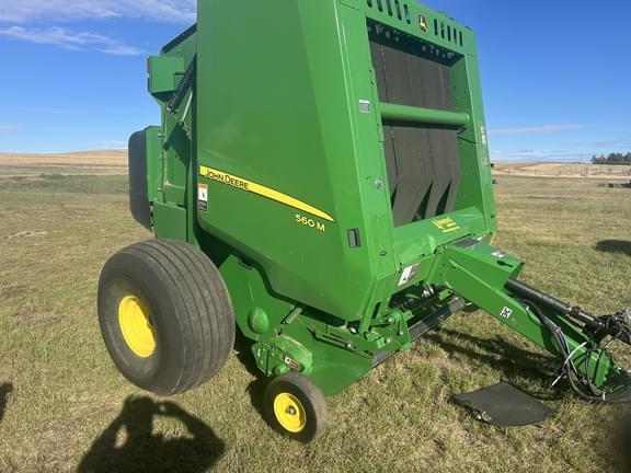 Image of John Deere 560M equipment image 1