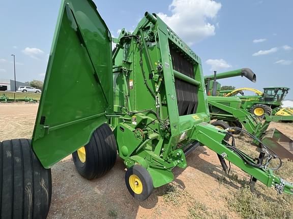 Image of John Deere 560M equipment image 4