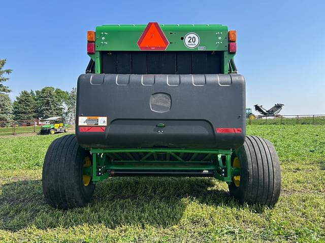 Image of John Deere 560M equipment image 3