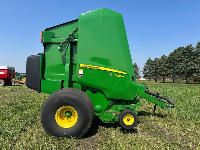 Image of John Deere 560M equipment image 1