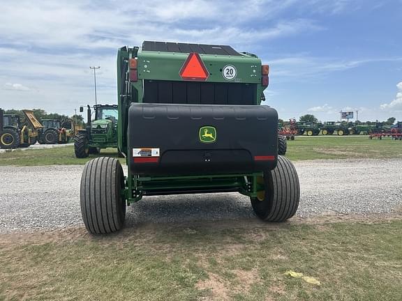 Image of John Deere 560M equipment image 4