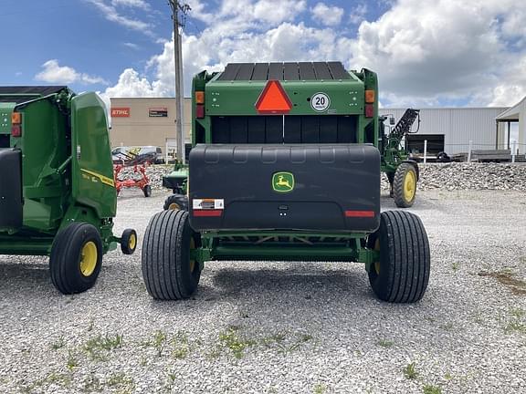 Image of John Deere 560M equipment image 4