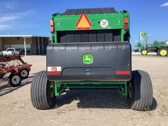 Image of John Deere 560M equipment image 4