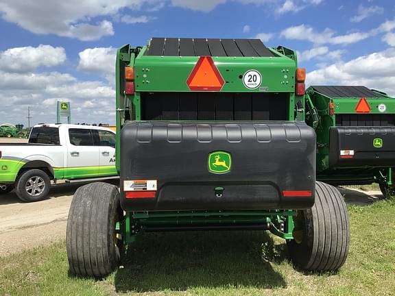 Image of John Deere 560M equipment image 4