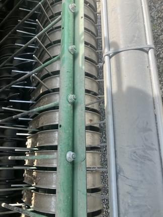Image of John Deere 560M equipment image 3