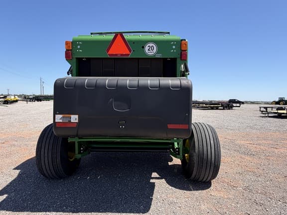 Image of John Deere 560M equipment image 3