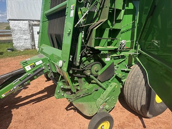 Image of John Deere 560M equipment image 3