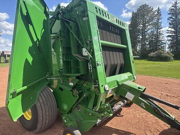 Image of John Deere 560M equipment image 2