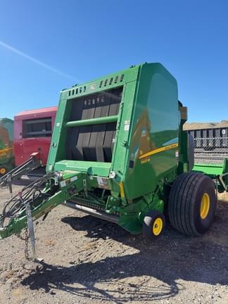 Image of John Deere 560M equipment image 1