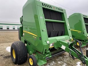 Main image John Deere 560M 8