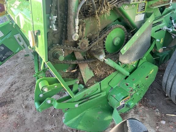 Image of John Deere 560M equipment image 3