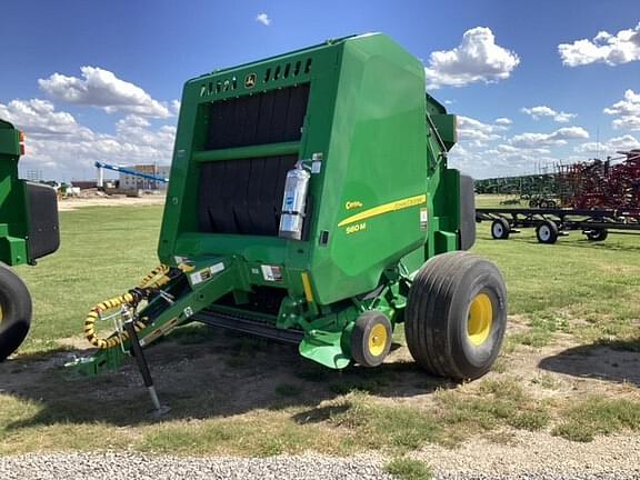 Image of John Deere 560M equipment image 1