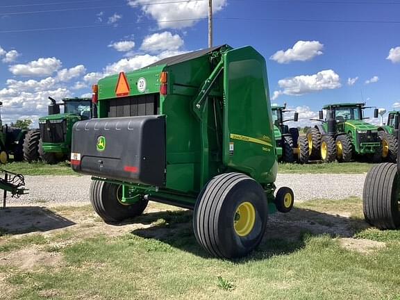 Image of John Deere 560M equipment image 3