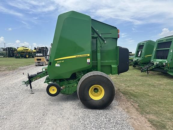 Image of John Deere 560M equipment image 3