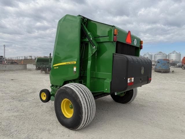 Image of John Deere 560M equipment image 2