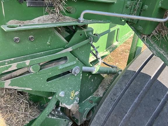 Image of John Deere 560M equipment image 4