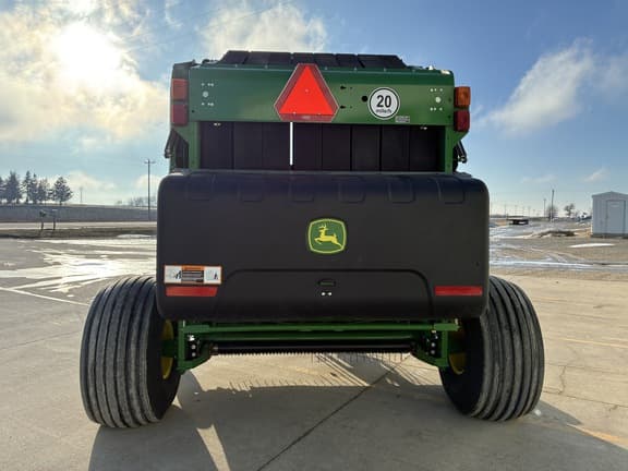 Image of John Deere 560M equipment image 3