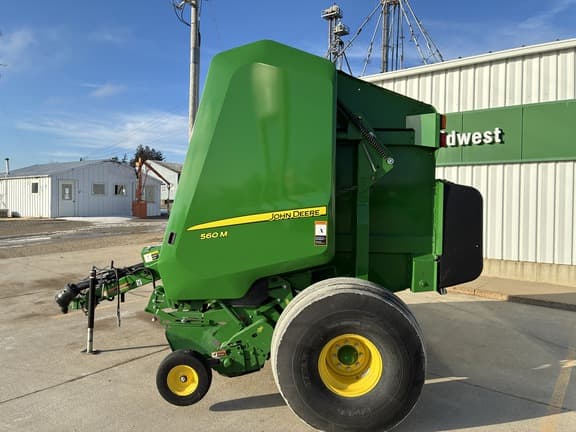 Image of John Deere 560M equipment image 1