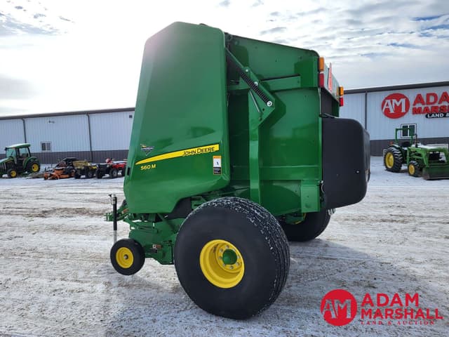 Image of John Deere 560M equipment image 4