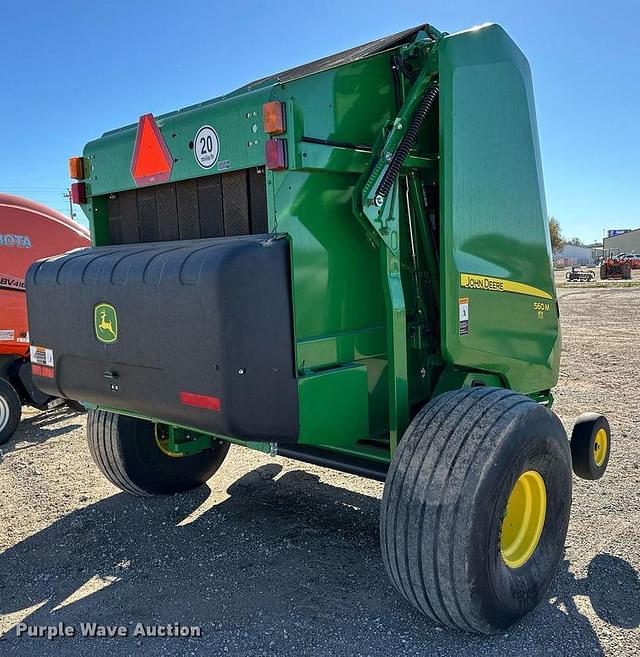 Image of John Deere 560M equipment image 4