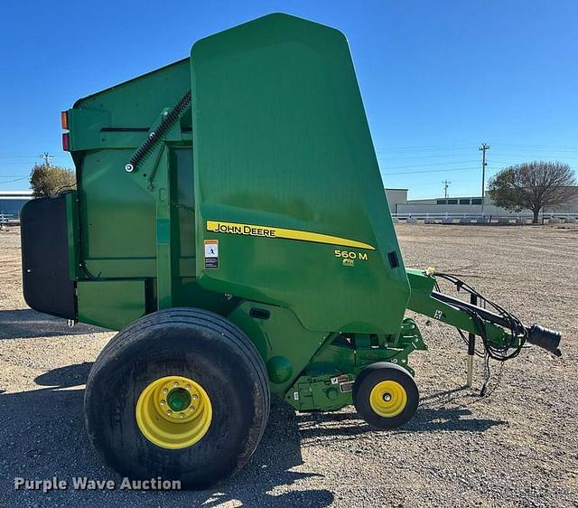 Image of John Deere 560M equipment image 3