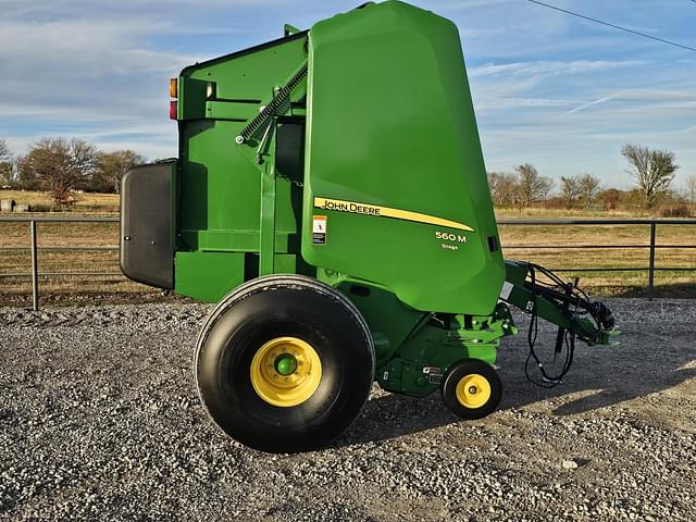 Image of John Deere 560M Silage equipment image 2