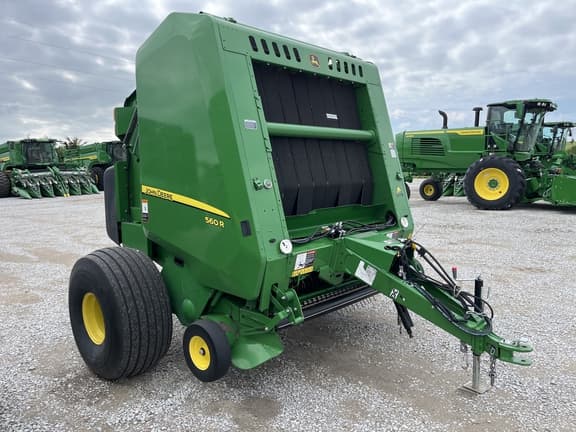 Image of John Deere 560R Primary image
