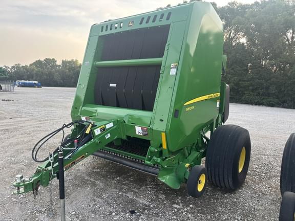 Image of John Deere 560R Primary image